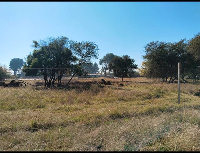 1,111M² VACANT LAND FOR SALE IN RIVERSDALE